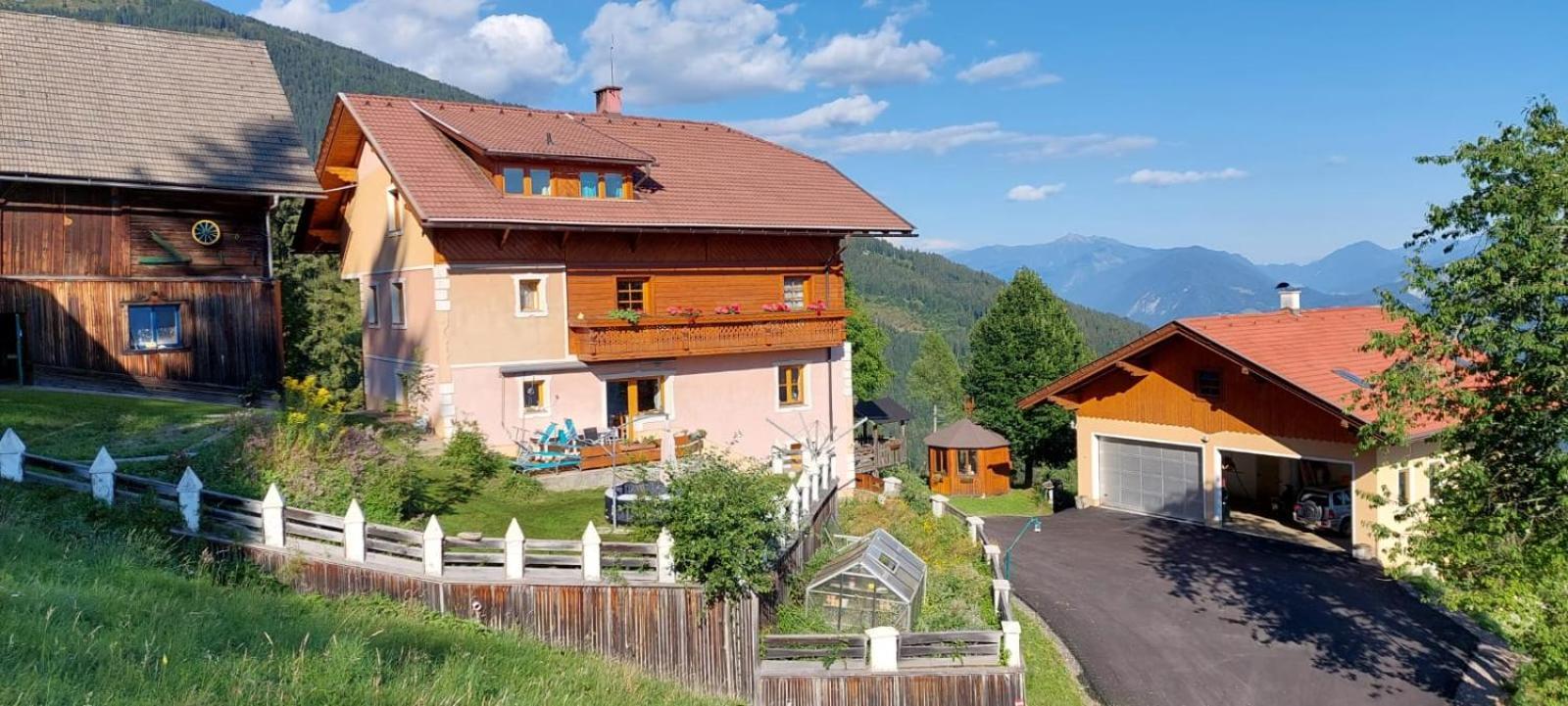 Almen-Kraeuter-Oberreiter Apartment Dellach im Drautal Екстериор снимка