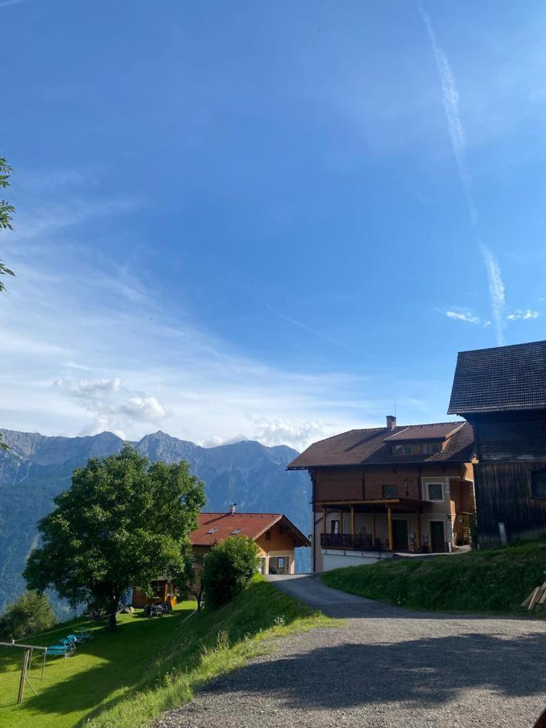 Almen-Kraeuter-Oberreiter Apartment Dellach im Drautal Екстериор снимка