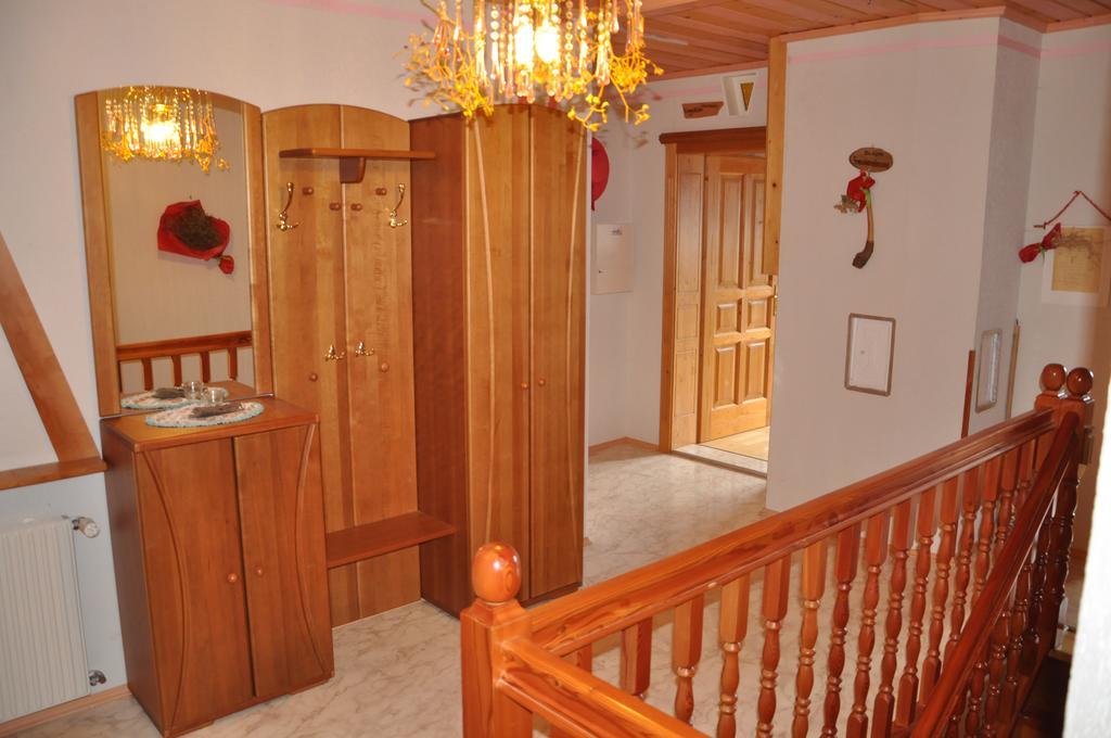 Almen-Kraeuter-Oberreiter Apartment Dellach im Drautal Екстериор снимка