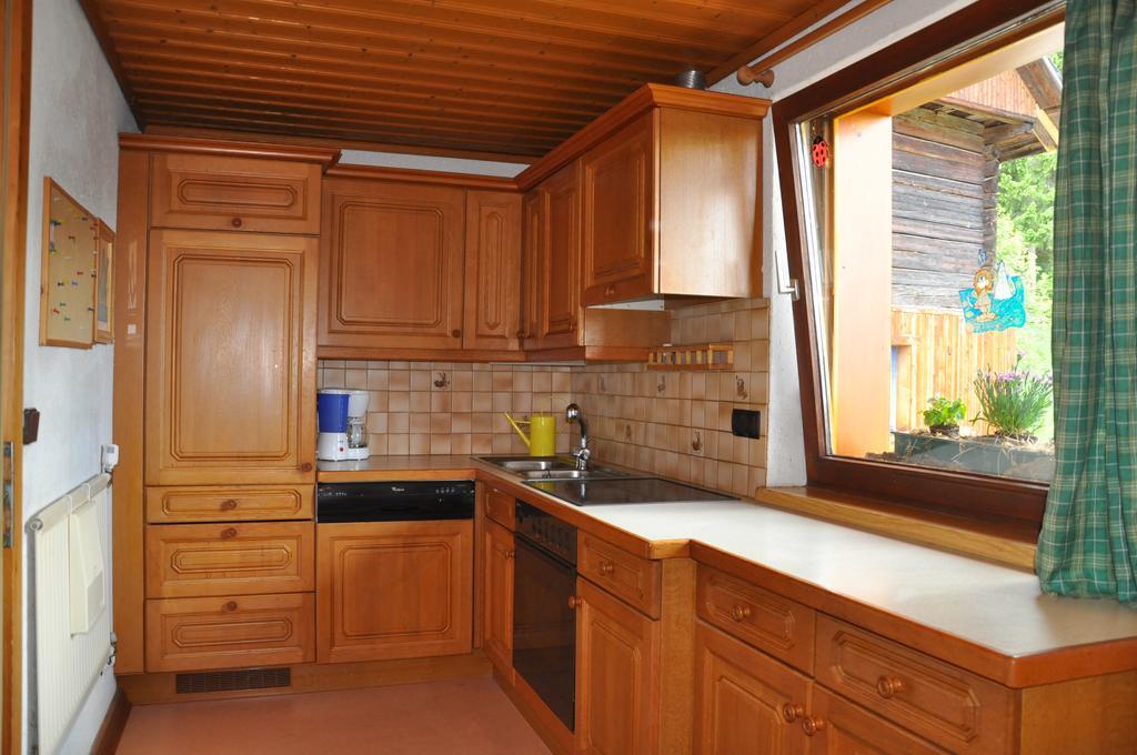 Almen-Kraeuter-Oberreiter Apartment Dellach im Drautal Екстериор снимка